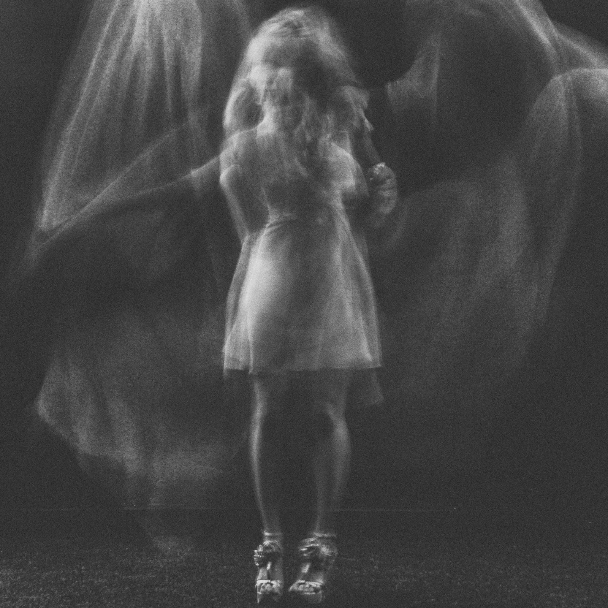 Khulasat al Oud – A Bold, Smoky Leather Powerhouse