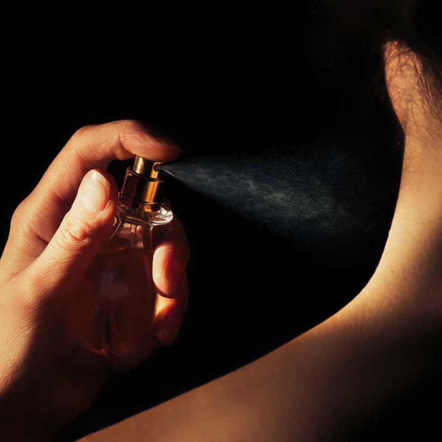 Navigating Perfume Allergies: 9 Expert Tips to Enjoy Fragrance Safely